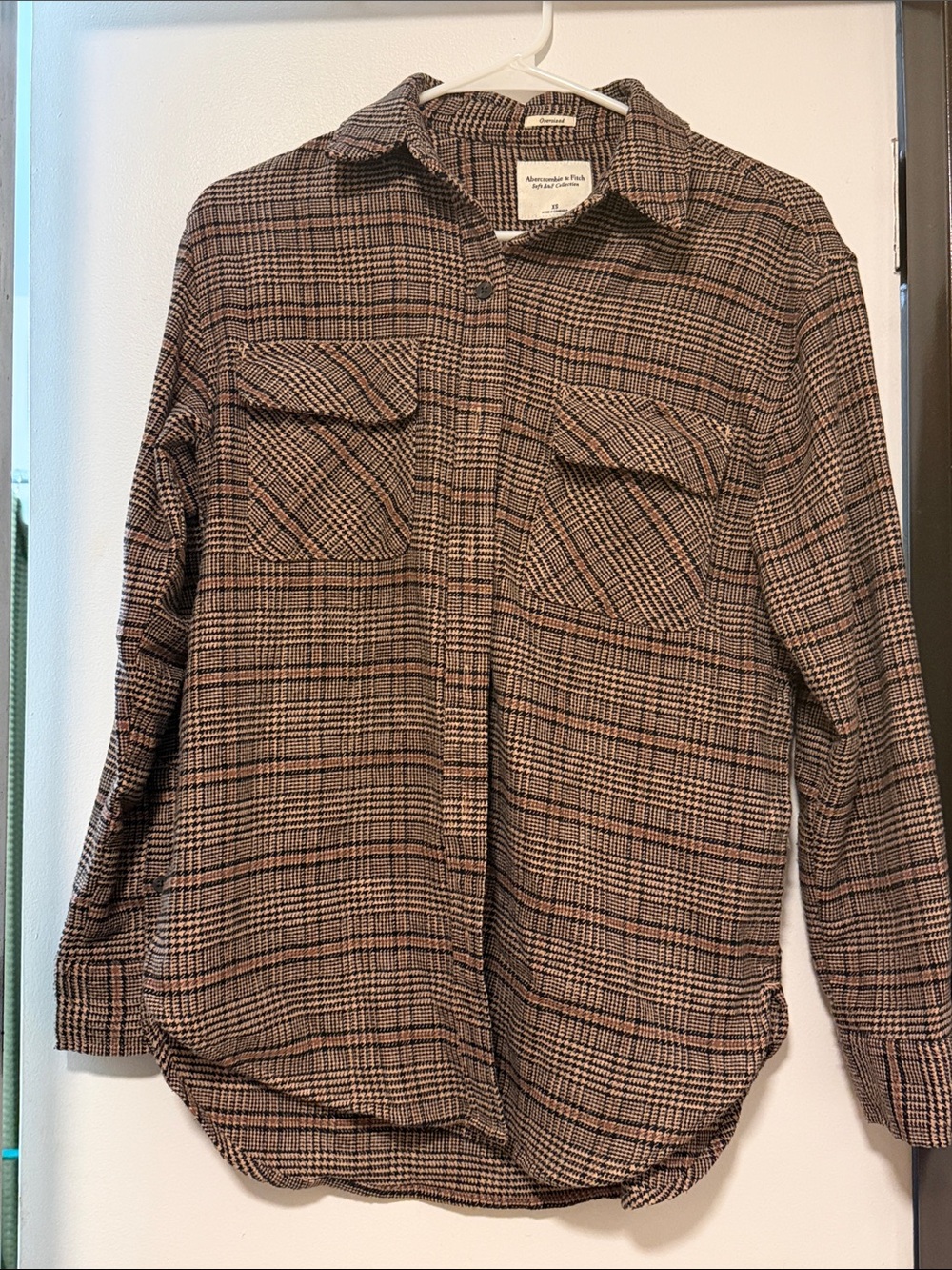 Abercrombie & Fitch women’s Brown and Black Plaid Button-Down Shirt